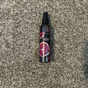 Bath & Body Works Midnight Pomegranate Body Splash - Black and Purple